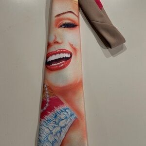 Marylin Monroe necktie